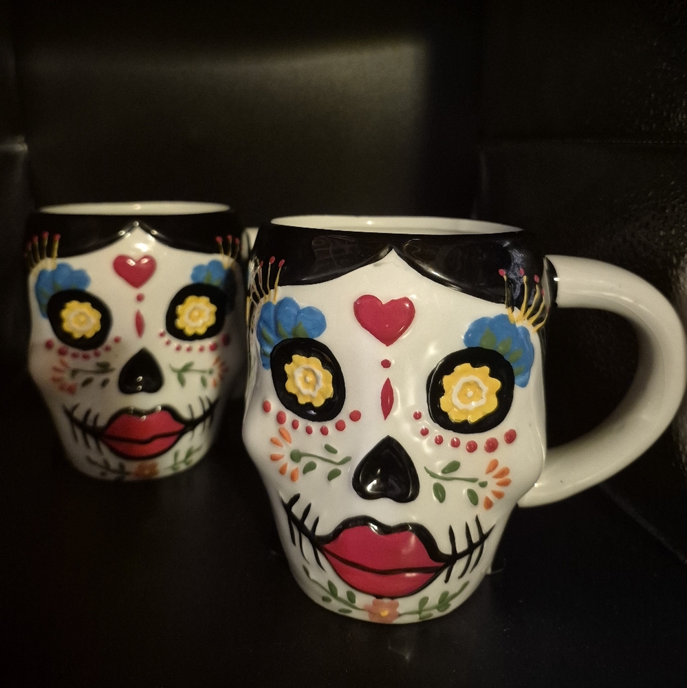Day of the Dead Skull Mugs - Black and White La Muertos